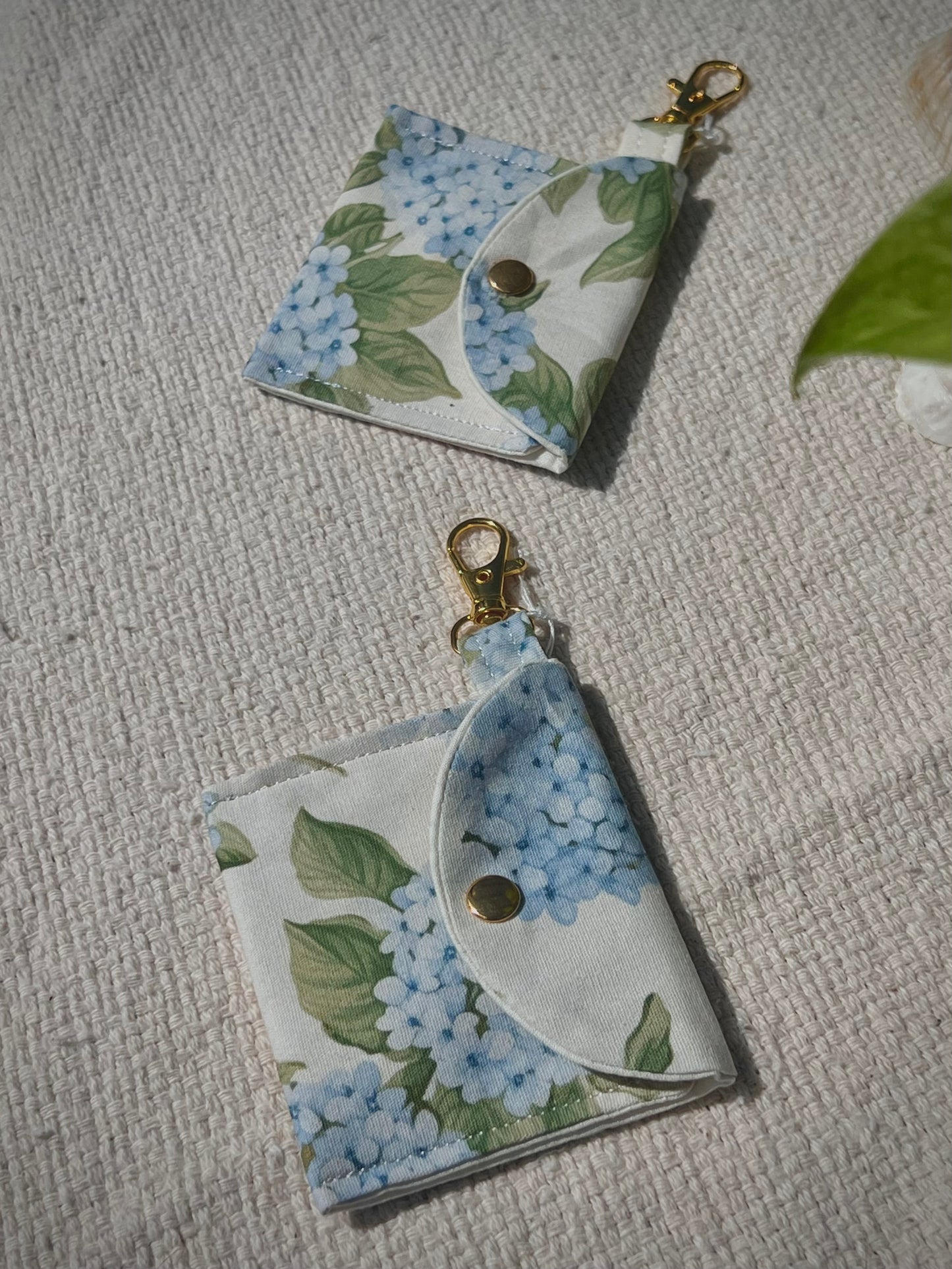 Hydrangea Breeze - Airpod Pouch