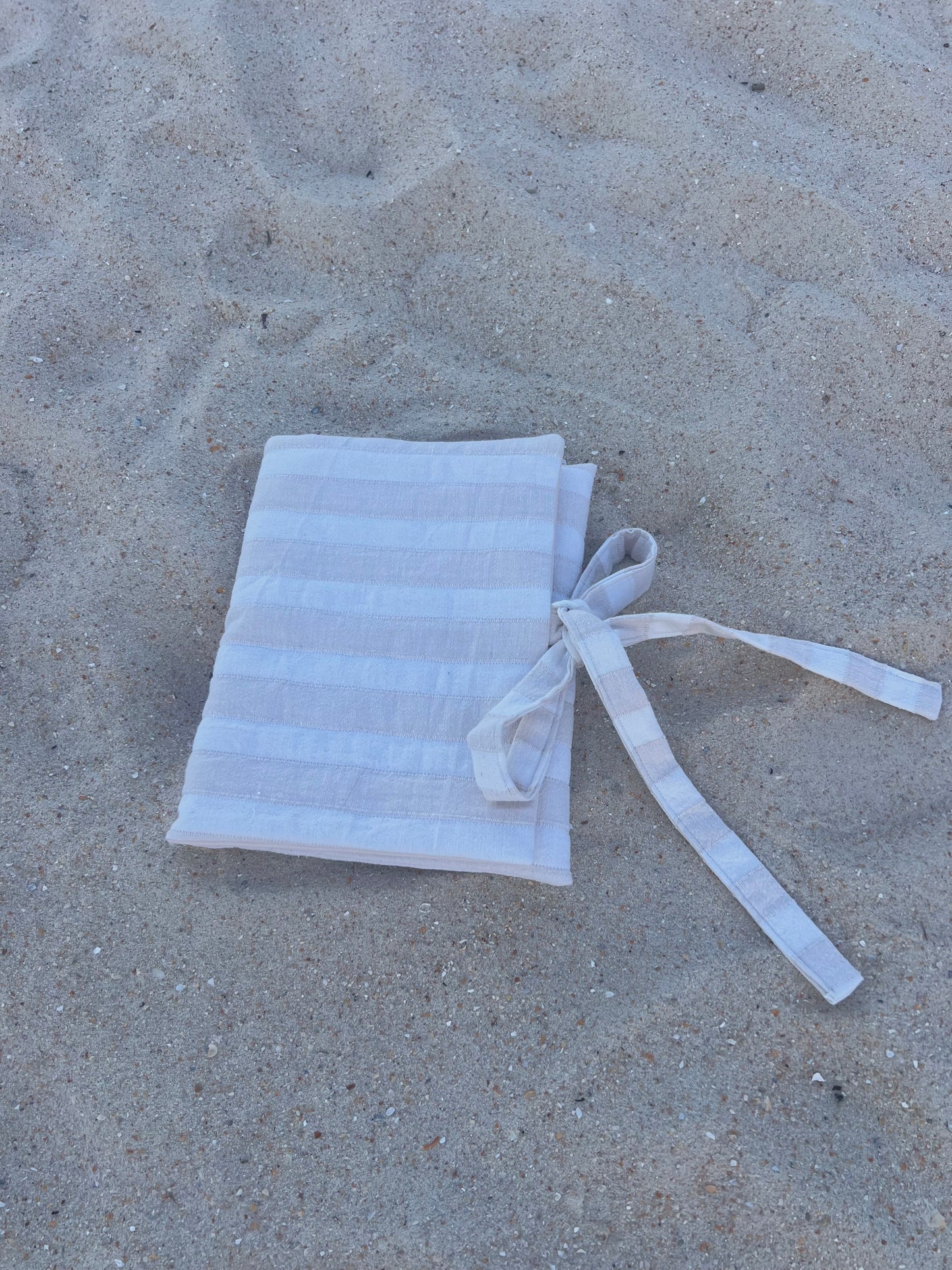 Sun, Sand & Stripes Quilted Sleeve – Book + Tablet Sleeve