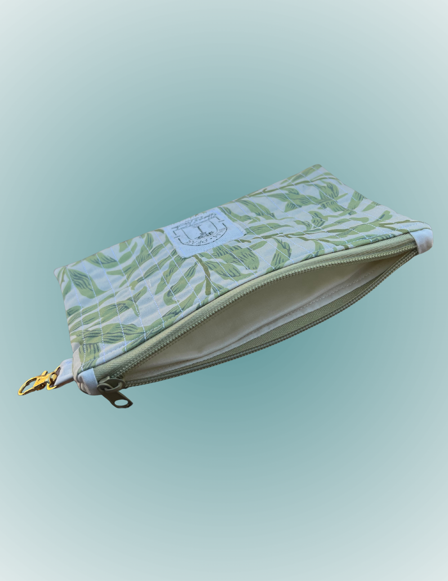 Shoreline Sprig - Medium Zip Pouch